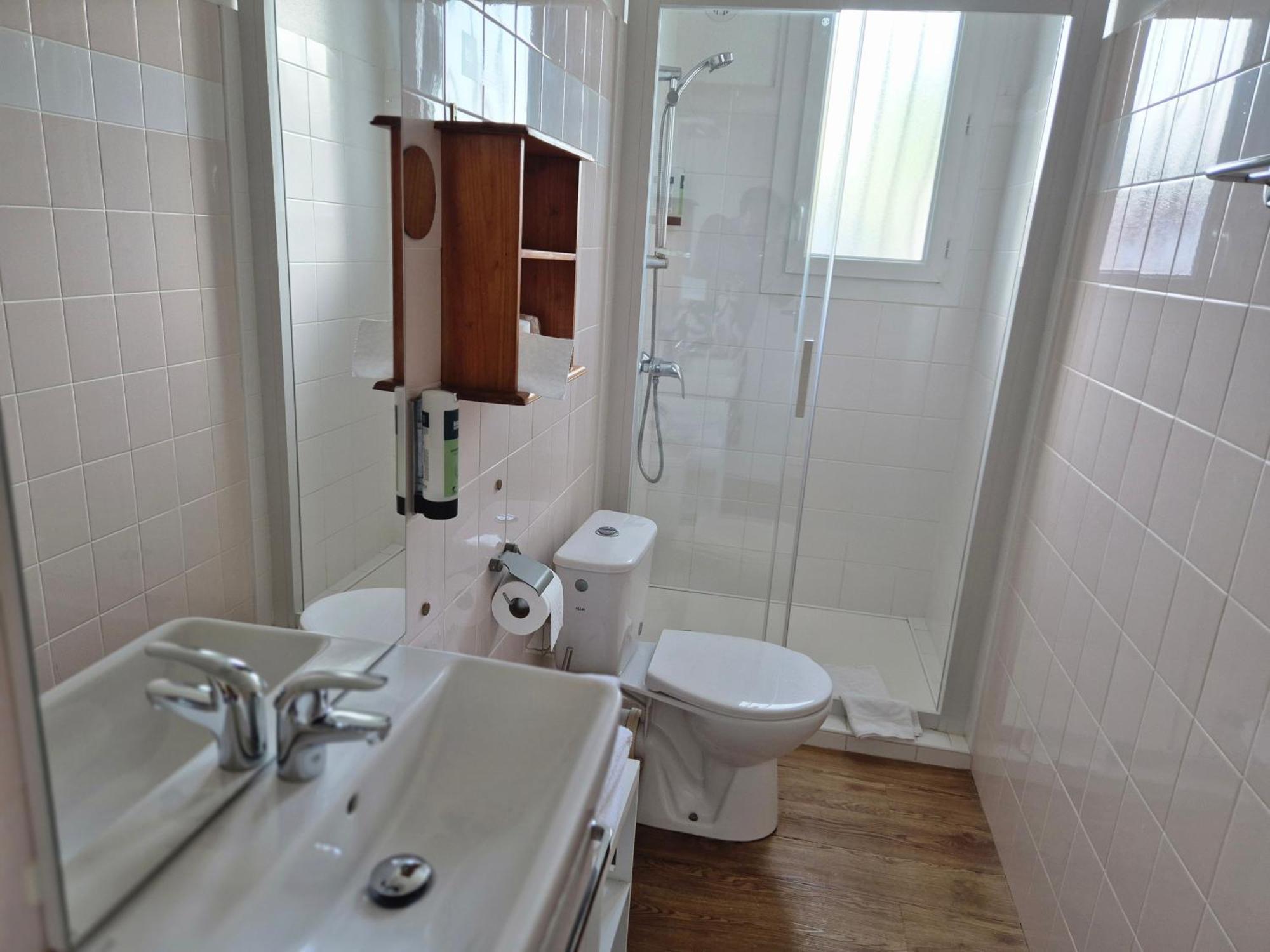 Logis Hotel Restaurant L'Oustal Naves  ภายนอก รูปภาพ